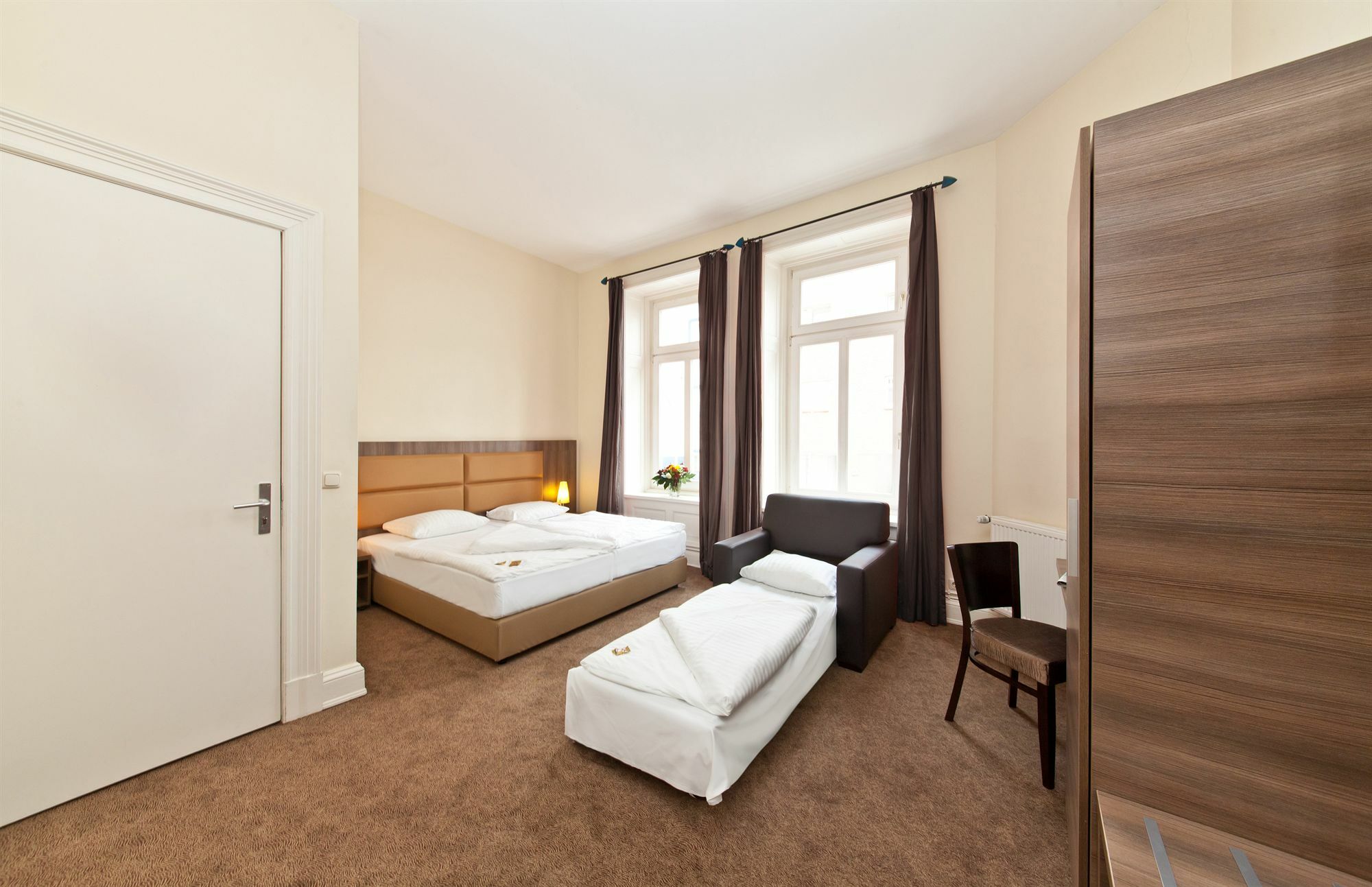 Hotel Koenigshof Hamburg Exterior photo