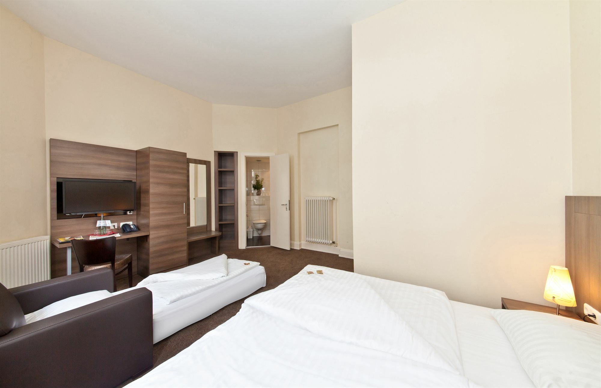 Hotel Koenigshof Hamburg Exterior photo