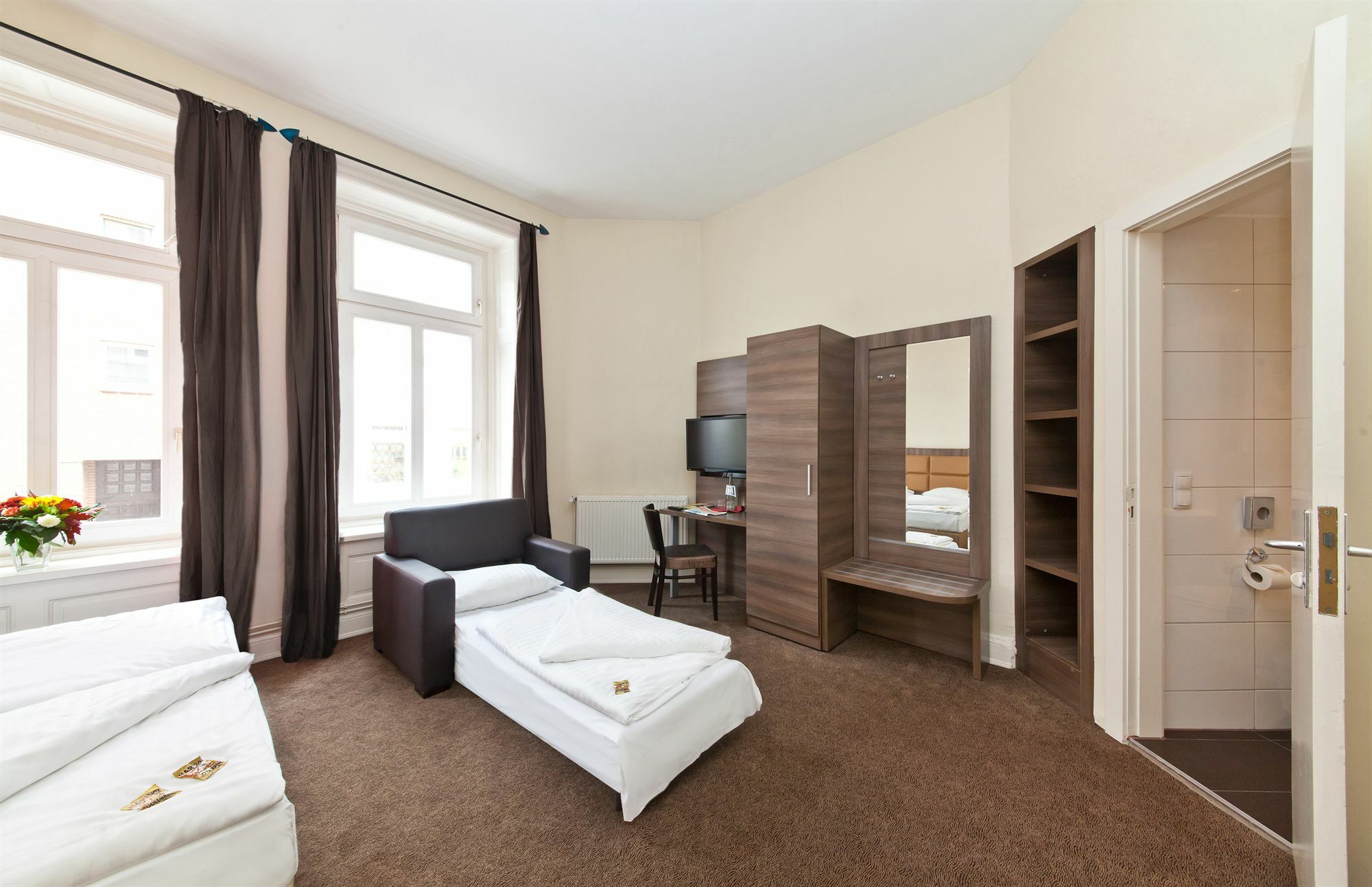 Hotel Koenigshof Hamburg Exterior photo